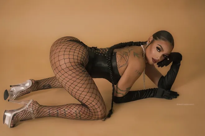 OnlyFans account  trillforeign header 2