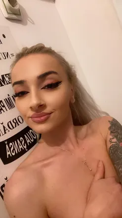 OnlyFans cuenta anabeltrice header 2