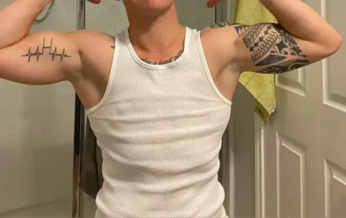 OnlyFans cuenta connorcrux header 2