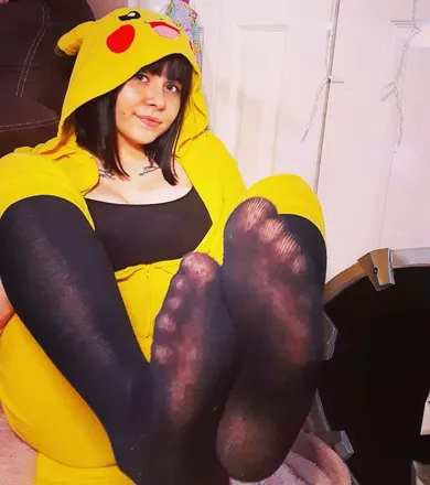 OnlyFans cuenta barefoottess header 2