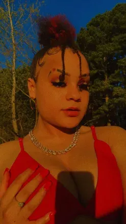 OnlyFans account  theyluvladiired avatar 1