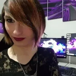 OnlyFans cuenta x_distort_x avatar 1