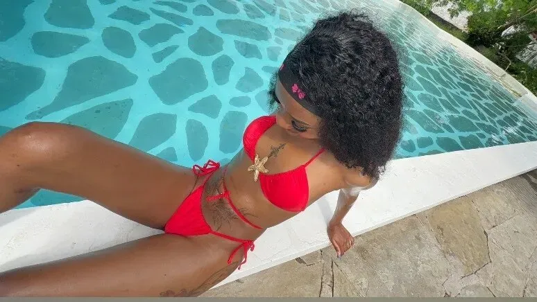 OnlyFans cuenta official_desiree avatar 1