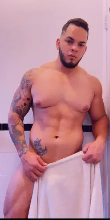 OnlyFans cuenta chosenfitrd header 2