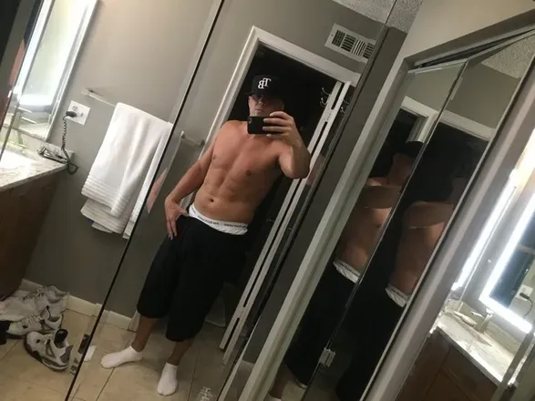 OnlyFans account  jjluckylefty avatar 1
