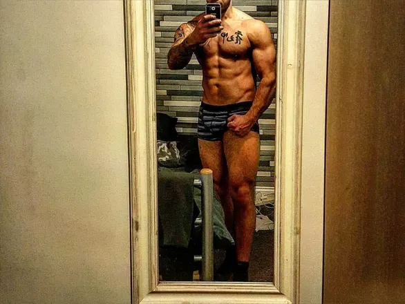 OnlyFans cuenta militarymuscles avatar 1