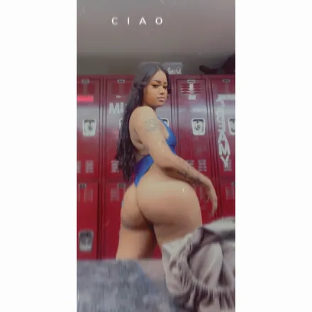 OnlyFans cuenta annoyingnaee header 2