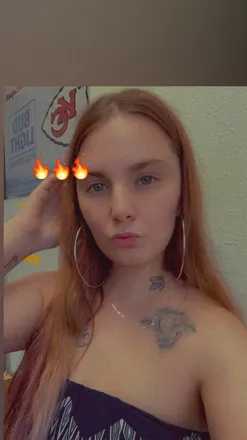 OnlyFans cuenta red_hot2020 header 2