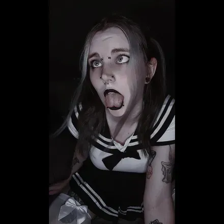 OnlyFans cuenta darkmoongirl666 avatar 1