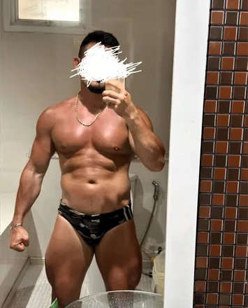 OnlyFans cuenta orestoshin header 2