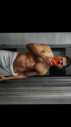 OnlyFans cuenta pipew1 header 2