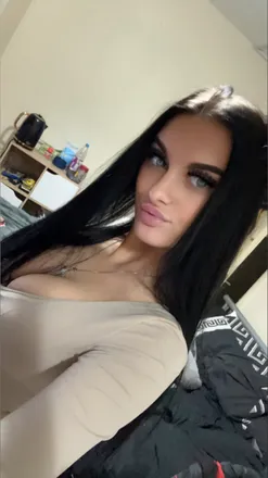 OnlyFans cuenta oliviababyxox previous_avatars_1 3