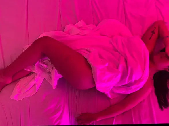 OnlyFans cuenta carolreyes header 2