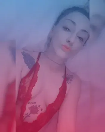 OnlyFans account  issasters avatar 1