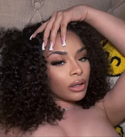 OnlyFans cuenta yumithedoll avatar 1