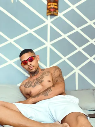 OnlyFans account  brianelliot_21 header 2