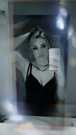 OnlyFans cuenta nerdynurse69 avatar 1