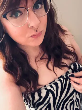 OnlyFans cuenta queerkinkykitten avatar 1