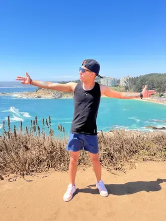 OnlyFans account  jaxxboyve header 2