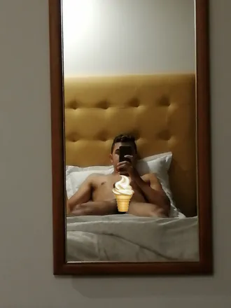 OnlyFans cuenta rogermedina header 2