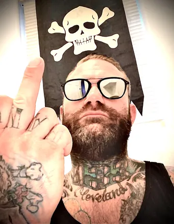 OnlyFans cuenta piratebonner header 2