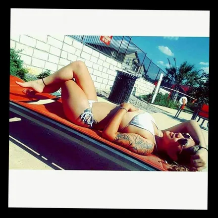 OnlyFans cuenta glitterqueen7727 header 2