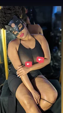 OnlyFans cuenta klasssy2121official avatar 1