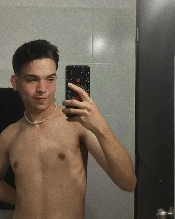 OnlyFans cuenta julianitshere avatar 1