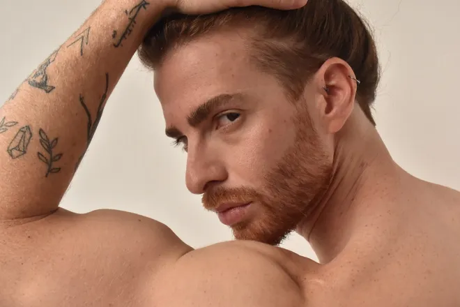 OnlyFans cuenta ginger_dom header 2