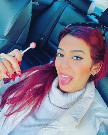 OnlyFans cuenta sarahnowfree header 2