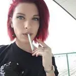 OnlyFans cuenta heavy_smoking_princess header 2