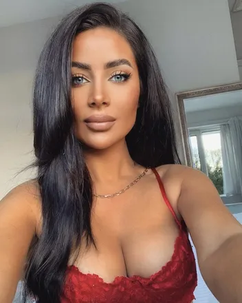 OnlyFans cuenta natashanaraghi header 2
