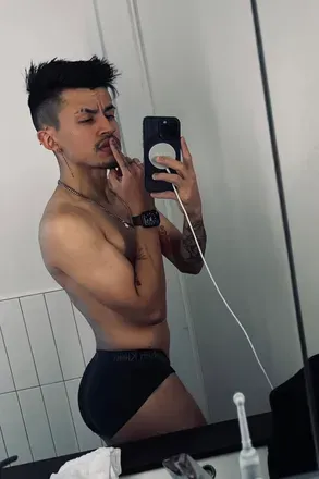 OnlyFans cuenta mlov5 avatar 1