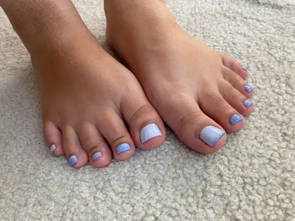 OnlyFans account  feetmeetsyou avatar 1