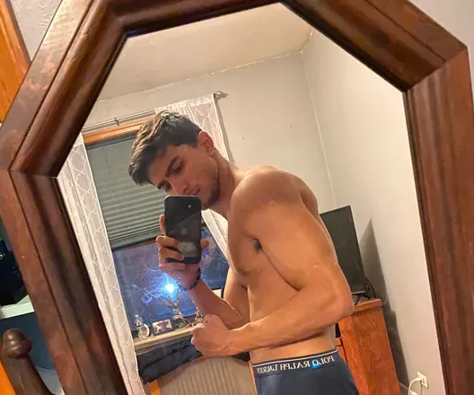 OnlyFans account  gullyguymassimo header 2