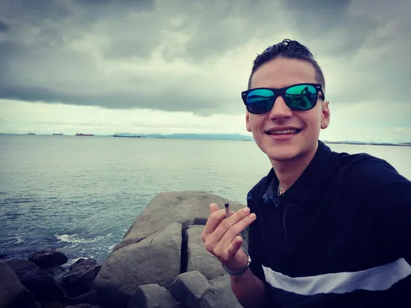 OnlyFans cuenta u238961841 header 2