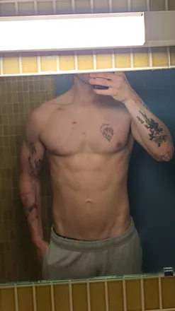OnlyFans cuenta frenchguyyy header 2