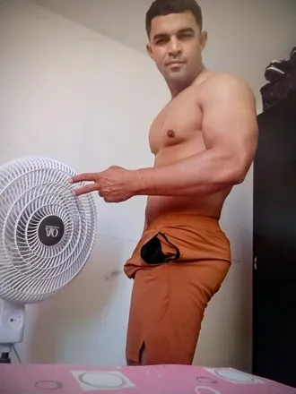 OnlyFans account  carlos.barriose header 2