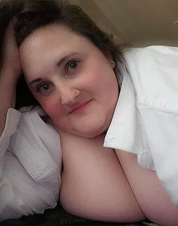 OnlyFans of plumcrazyrach