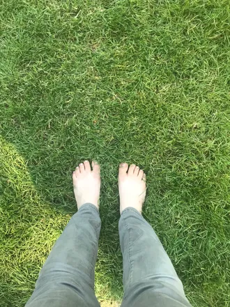 OnlyFans account  toesies_for_twenties header 2