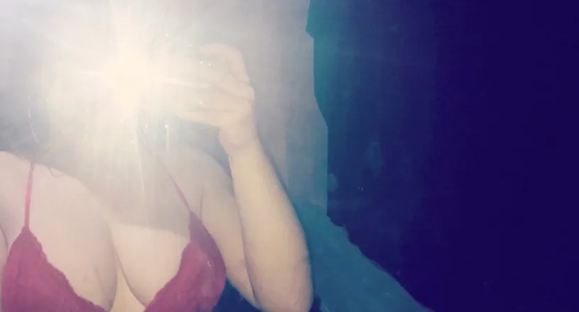 OnlyFans cuenta kelly-may header 2