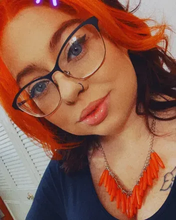 OnlyFans cuenta redhead-mylf avatar 1