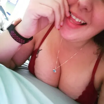 OnlyFans cuenta sassyreb3lle avatar 1