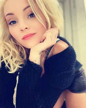 OnlyFans account  slavejayjay avatar 1