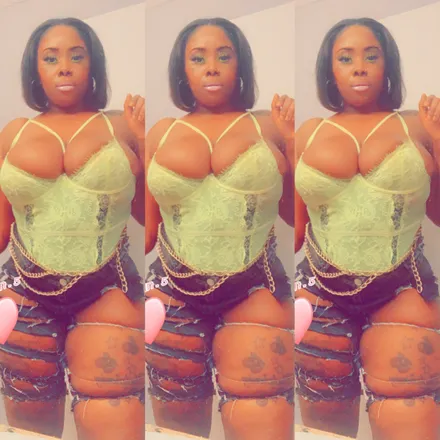 OnlyFans cuenta chocolatechina32 header 2