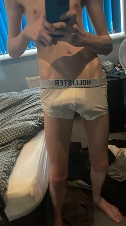 OnlyFans cuenta tallboy_1998 header 2