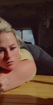 OnlyFans account  tiannagold_vip header 2