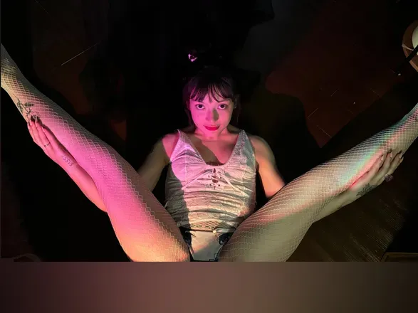 OnlyFans cuenta littlemissyumi header 2