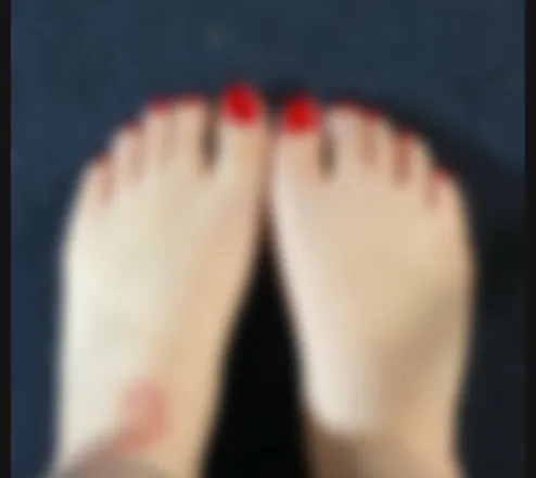 OnlyFans cuenta f33tprincessx header 2
