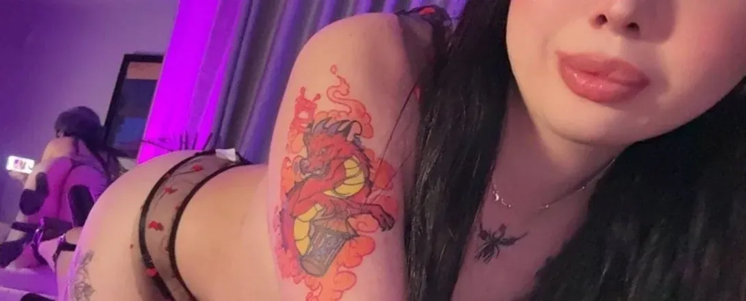 OnlyFans account  tsmiasky header 2
